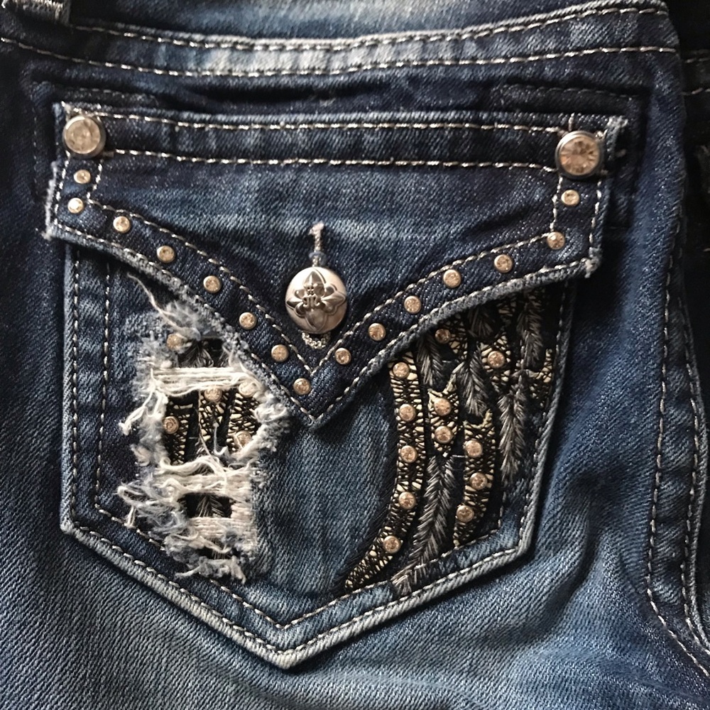 SOLD. Winged Flap Pocket Bootcut Miss Me Jeans